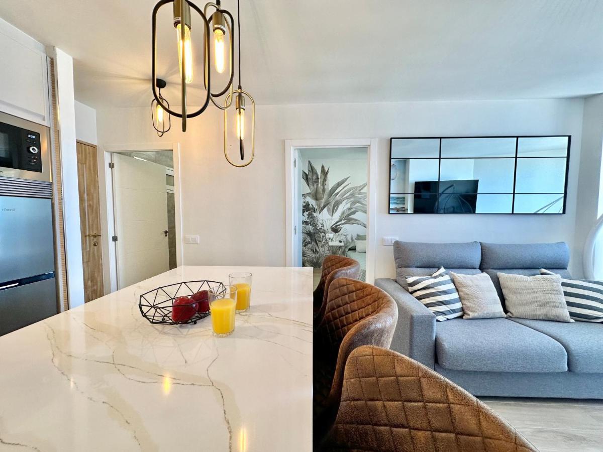 Torres De Yomely - Y4B Apartment Playa de las Americas  Luaran gambar