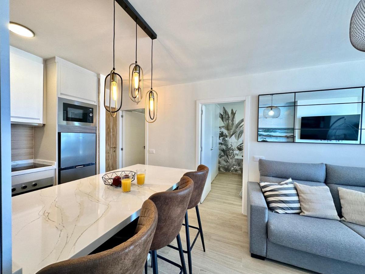 Torres De Yomely - Y4B Apartment Playa de las Americas  Luaran gambar