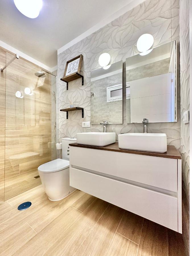 Torres De Yomely - Y4B Apartment Playa de las Americas  Luaran gambar